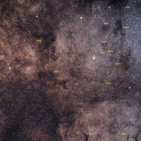 パイプ星雲南部付近の空域　  250430