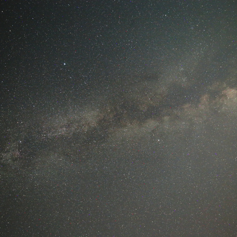 夏の大三角と周辺の天の川