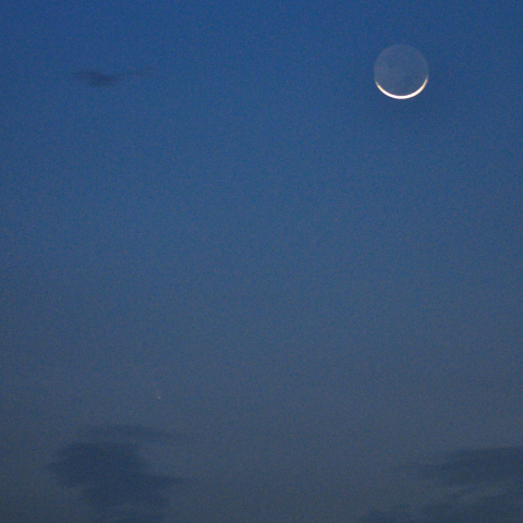 パンスターズ彗星と月齢1.6