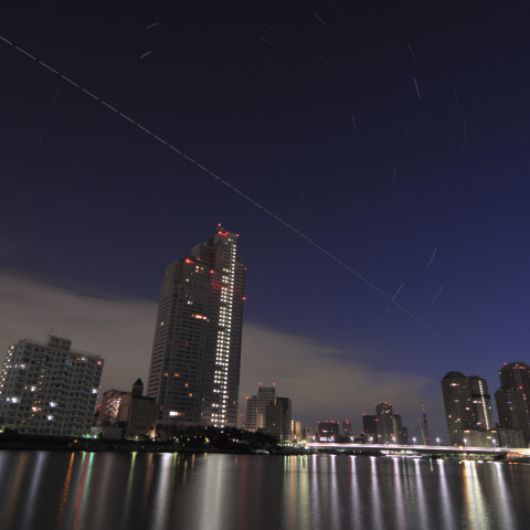ISSと夜景と川と