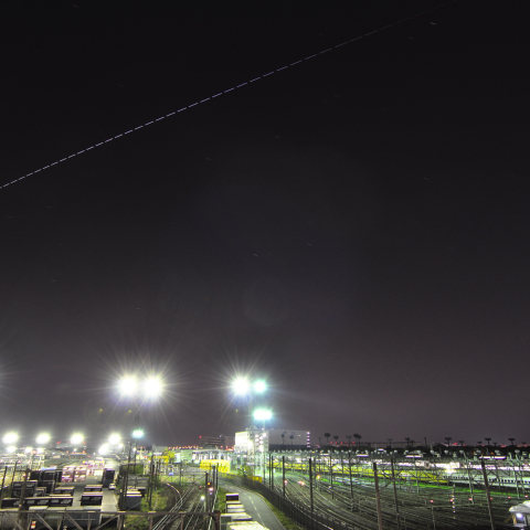 ISSと新幹線車両基地