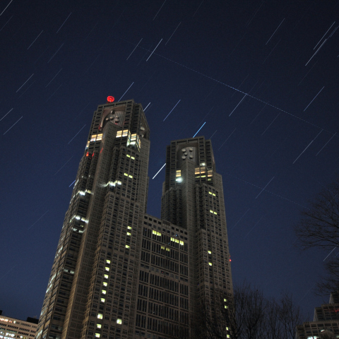 都庁とイリジウムフレア