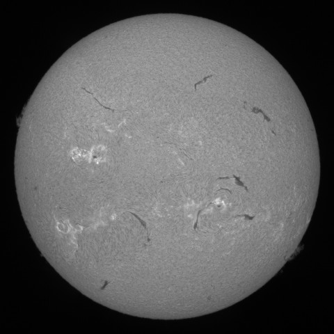 １０月２１日のHα光で見た太陽