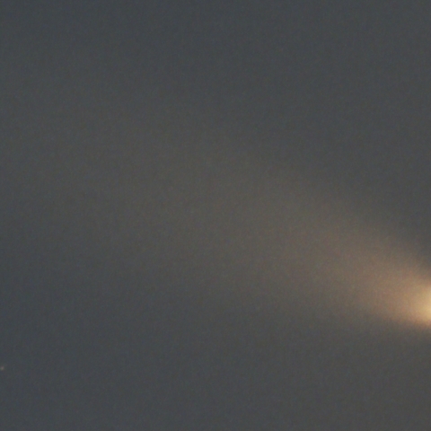 紫金山・アトラス彗星 C/2023A3 10月13日 拡大