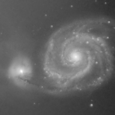 M51 子持ち銀河