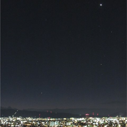 信貴山上空の水星と金星