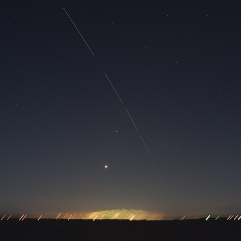 天然の星と人工の星