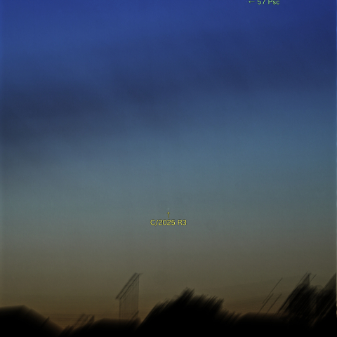 パンスターズ彗星（C/2025 R3）