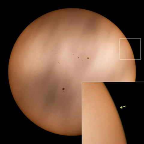 金星の太陽面通過（第４接触の５秒前）