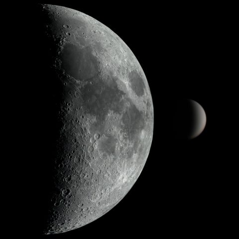 ほぼ同位相の金星と月