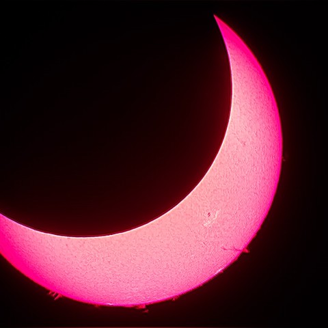 Ｈα波で見た部分日食