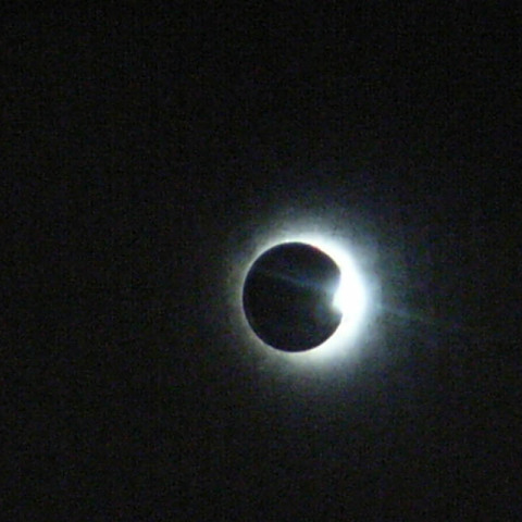 再現！皆既日食(ダイヤモンドリング)