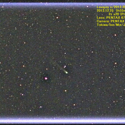 ラブジョイ彗星、月明と薄明の中