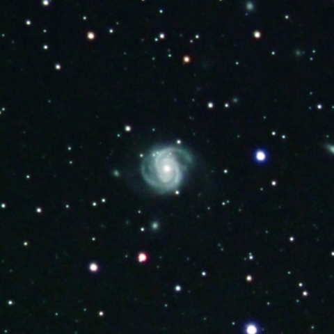 超短焦点アクロマートで撮った M100 渦巻銀河