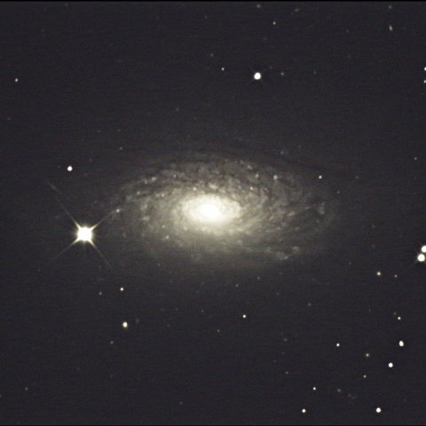 M63 (ひまわり銀河)