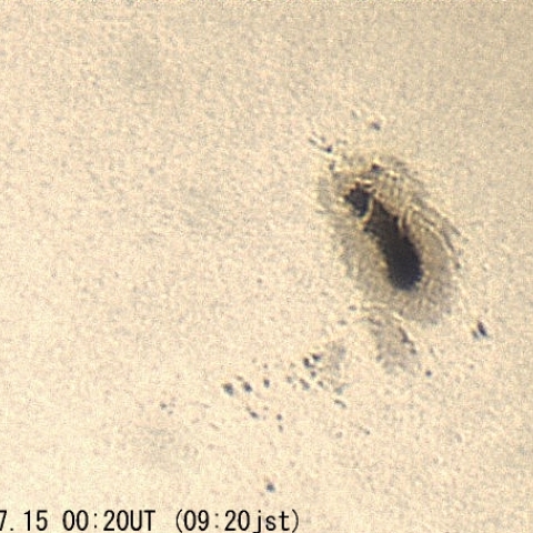黒点群AR2665　7月15日