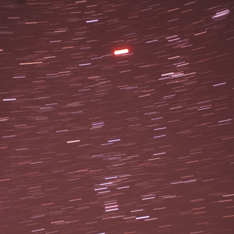 皆既月食中の星たち