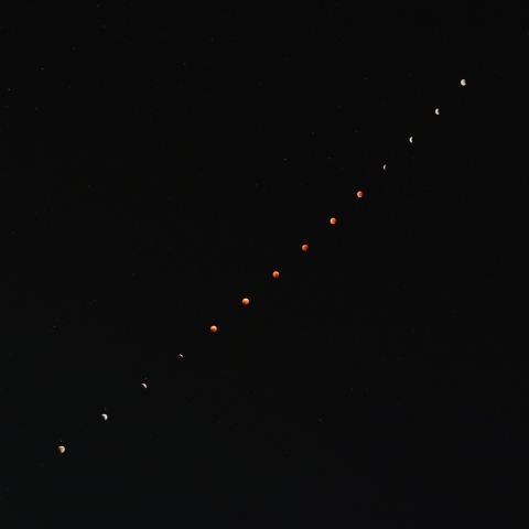 皆既月食 2022年11月8日