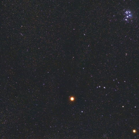 C/2022 E3 (ZTF)彗星とおうし座の散開星団