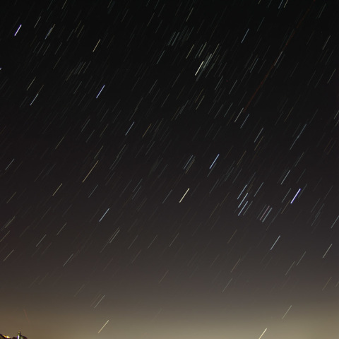 浜名湖に上る冬の大三角