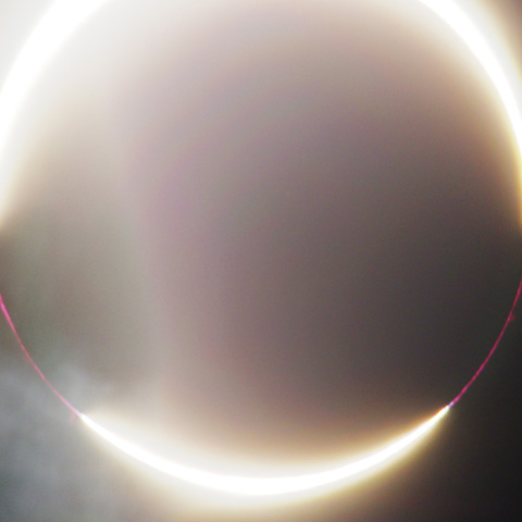 金環前後のプロミネンス