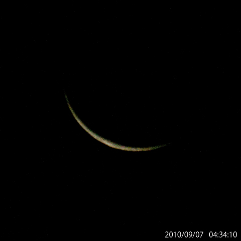 夜明け直前の月（月齢２７.７）