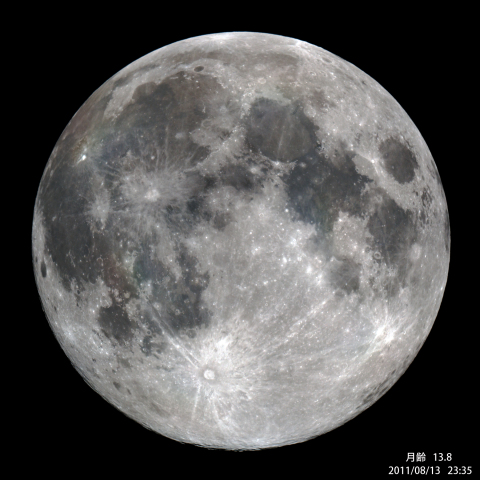 月齢１３.８の月（8月１３日）