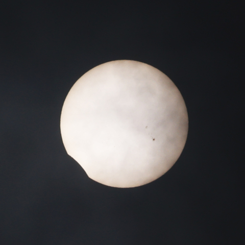 宮古島でかろうじて見えた日食