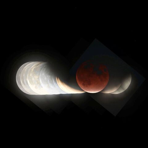 部分月食と地球の影 2021年11月19日