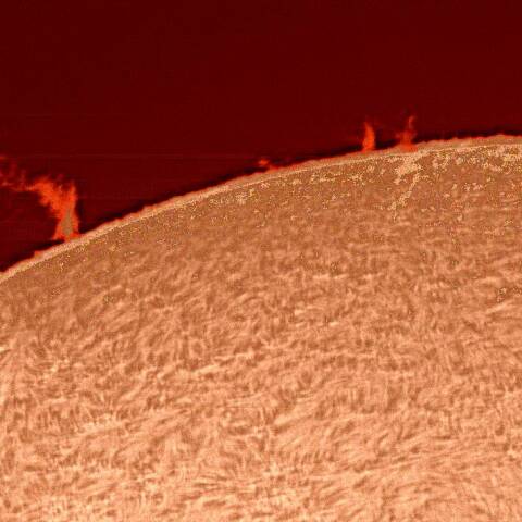 4月9日の太陽面