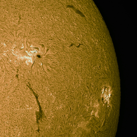 8月03日の太陽面