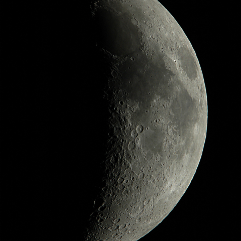 廉価版APO鏡筒での月