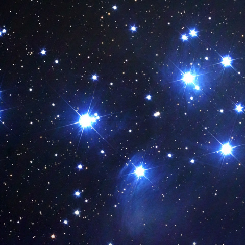 都会の空のプレアデス星団