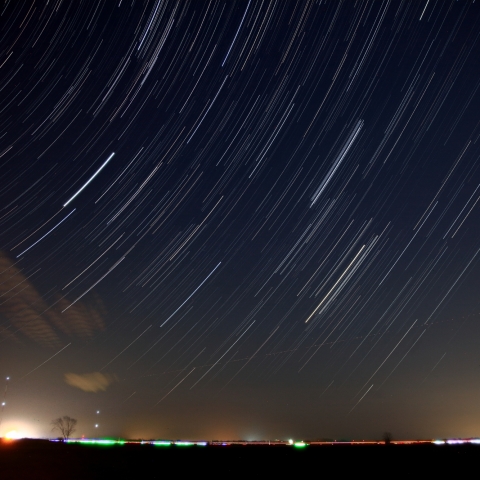 初冬の木星とM45　高速道路灯り