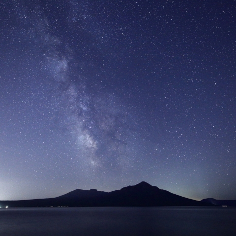 天の川と支笏湖