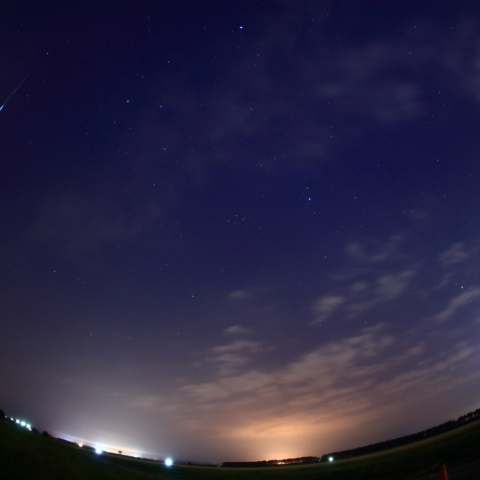 夏の大三角と流星No2