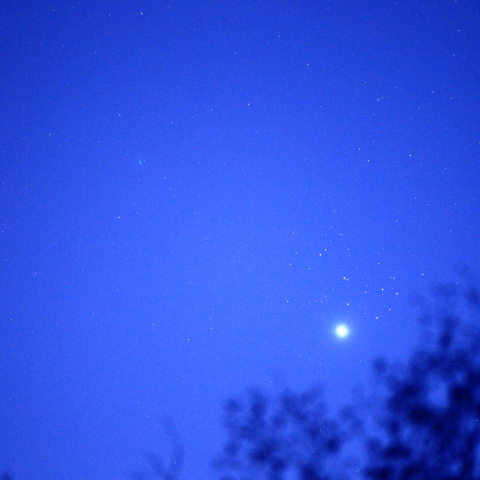 金星とプレアデス星団大接近