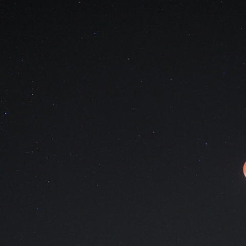 月食とすばるの接近