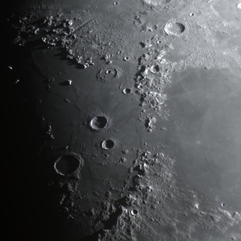 雨の海の夜明け
