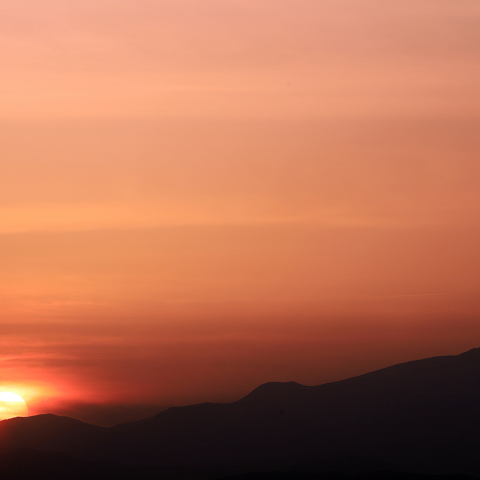 夕陽で見る太陽の1日の移動