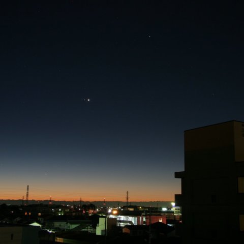 暁の金星と土星