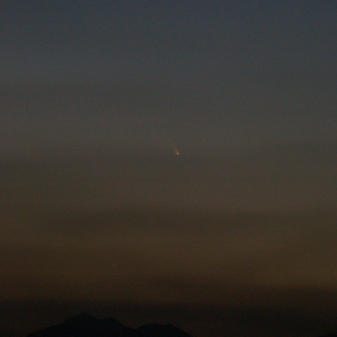 夕闇のパンスターズ彗星