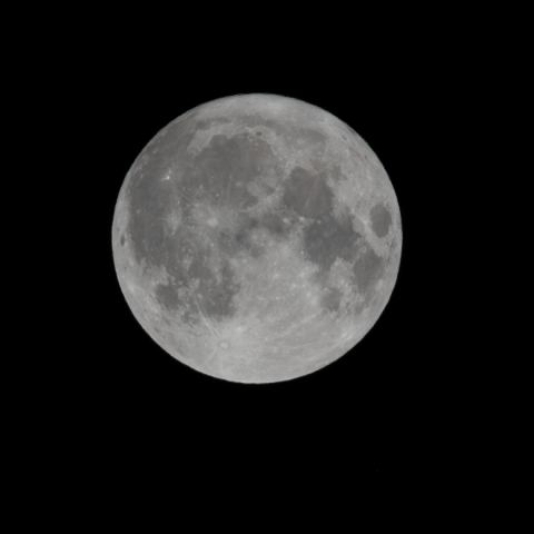 スーパームーン