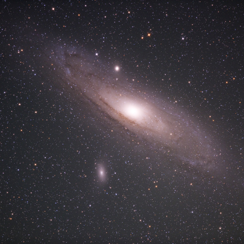 M 31 (NGC 224, UGC 454) 銀河 (アンドロメダ座大銀河)