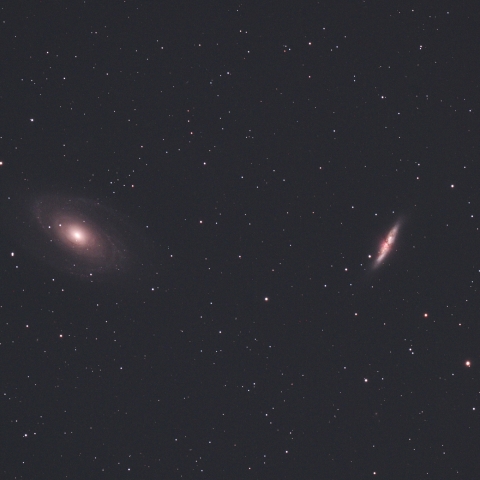 M81 (NGC3031) M82 (NGC3034) 銀河