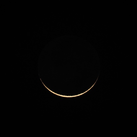 3/20 新月翌日の極細の月（月齢1.4）