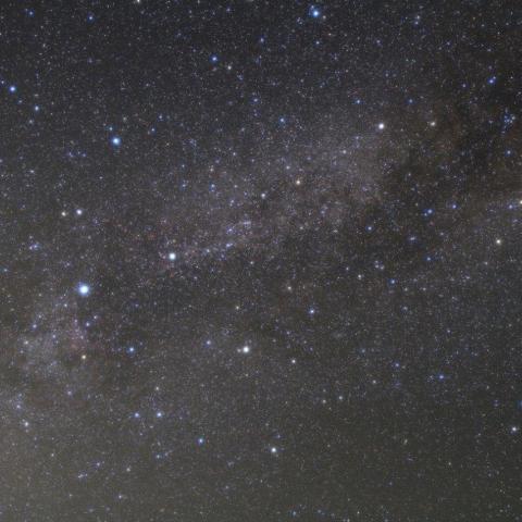 極大をむかえたはくちょう座χ星