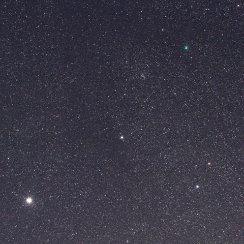 ８／７未明　ジャック彗星（C/2014 E2） と ぎょしゃ座のカペラ