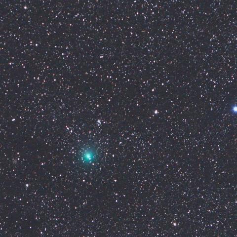 ８／２３未明　ジャック彗星（C/2014 E2） と カシオペア座ε星