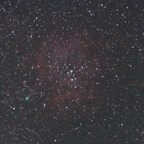 ８／２３未明　ウカイムデン彗星（C/2013 V5） と ばら星雲